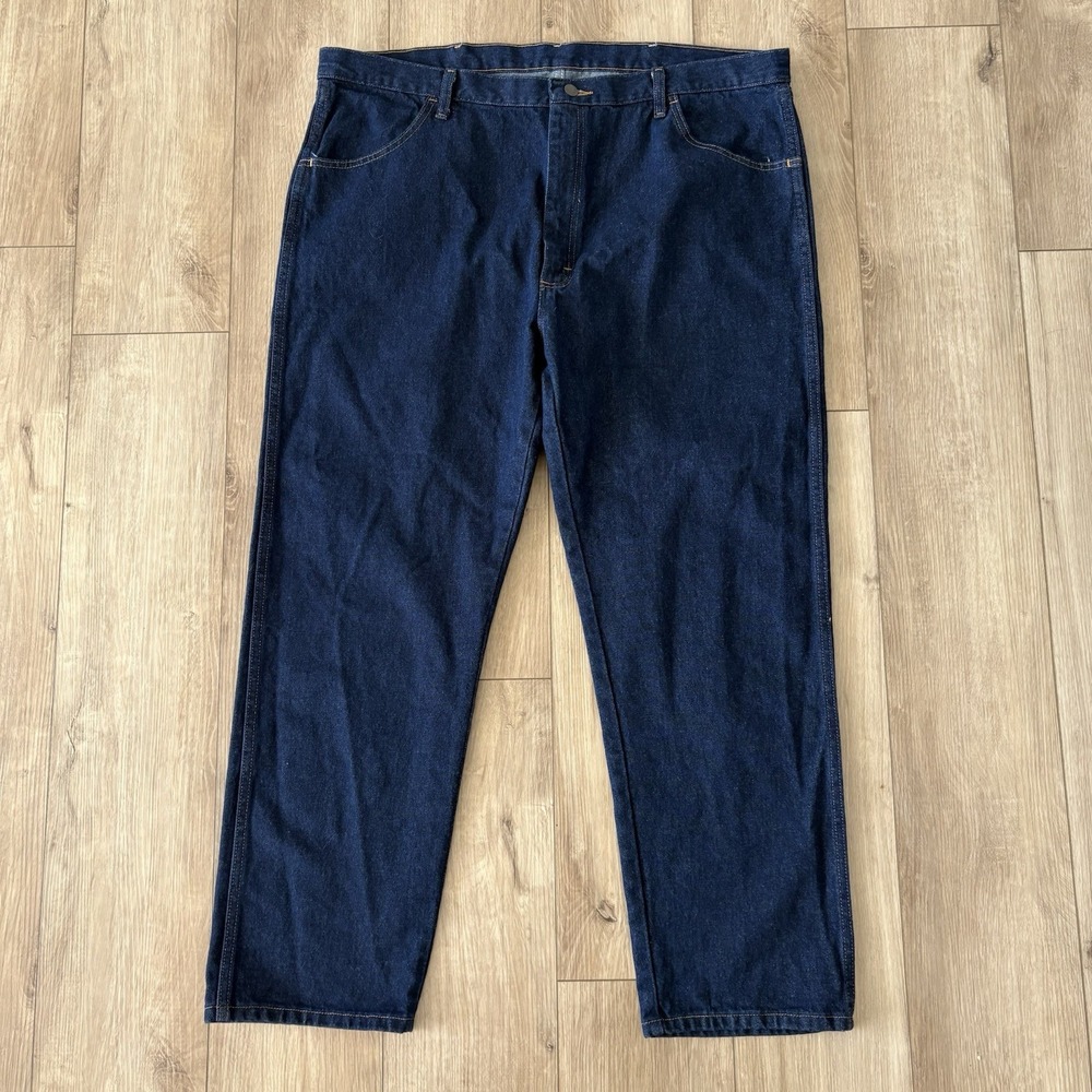NWT Wrangler Rustler Men 42x30 Regular Fit Straight Leg Heavyweight Denim Jeans